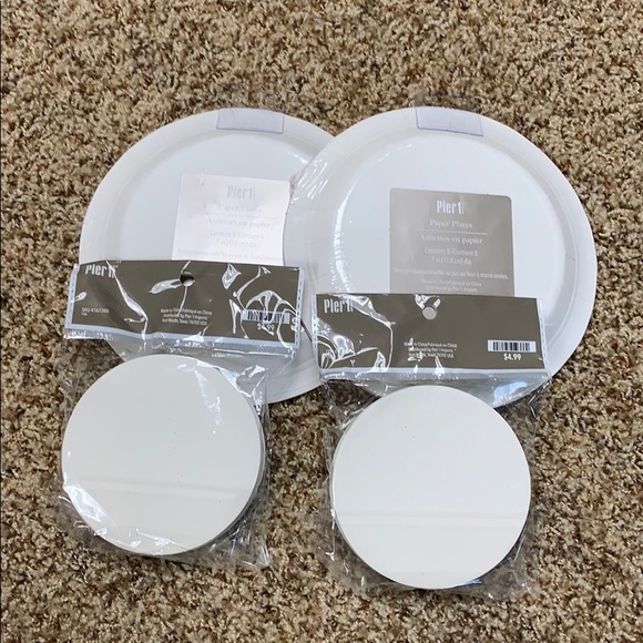 Snowman serving bowl & paper goods-NWT - Picture 4 of 5